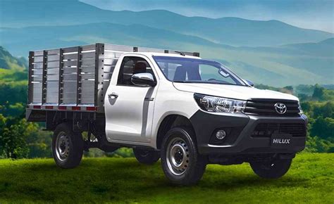 Toyota Hilux Cargomax Llega A Colombia Lista Para Trabajar Precio Y Datos