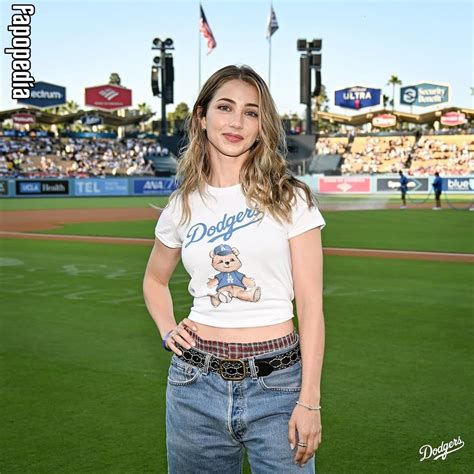 Emily Rudd Nude Leaks Photo Fapopedia