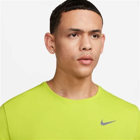 Camisa Nike Dri Fit Miler Masculina Carreiros Sports