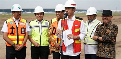 Jokowi Bandara Soekarno Hatta Perlu Menambah Landasan Pacu