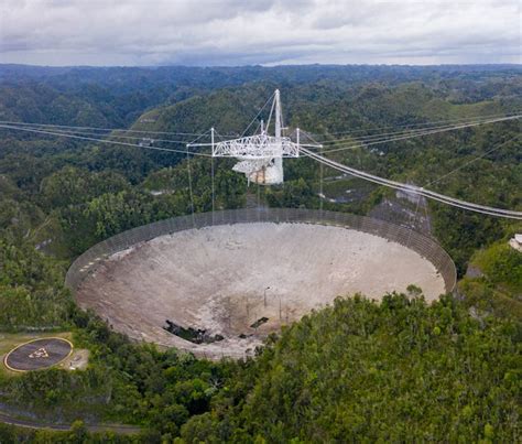 Arecibo collapse: Scientists hold back the tears as an icon crumbles