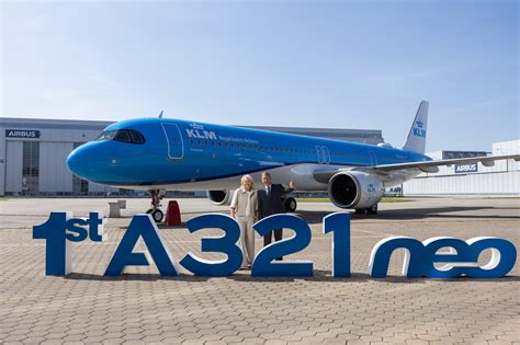 Klm Takes Delivery Of Its First Airbus A321neo Aircraft Ads Advance