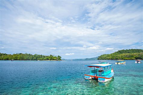 Tempt Wisata Terkenal di Pulau Sumatera