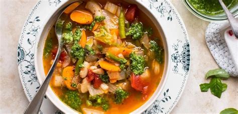 Traditional Provençal Bean and Vegetable Soup with Pesto Cook With