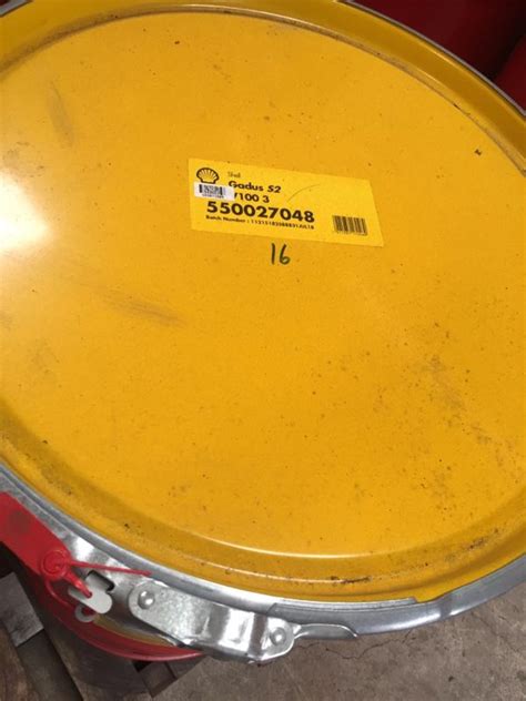 Shell Gadus S2 V100 3 180 KG 1 Drum Sejahtera Oil Distributor Oli