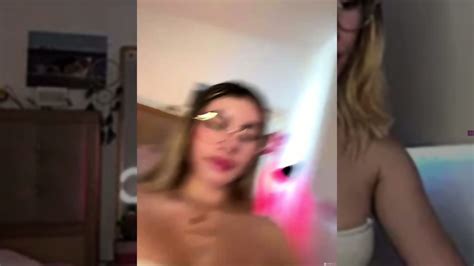 Hot Latina T YQ Y Y U U