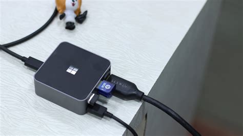 Microsoft Display Dock Review Continuum