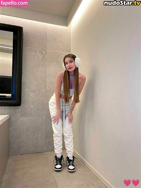 Elisa Esposito Eli Esposito Eli Espositoo La Prof Eli Nude OnlyFans Photo Nudostar TV