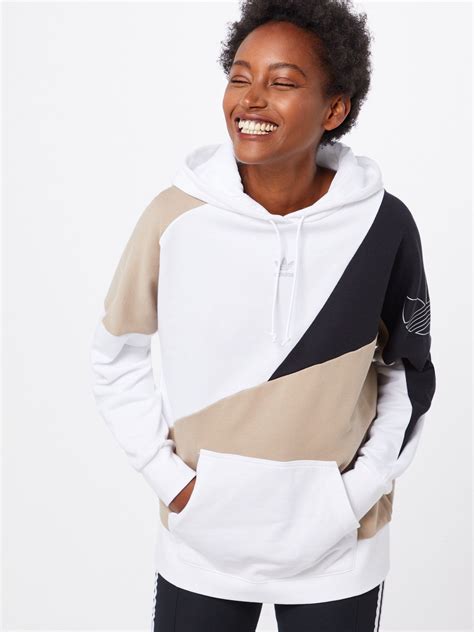 ADIDAS ORIGINALS Online Shop | ABOUT YOU | Fahrrad-kleidung, T-shirt ...