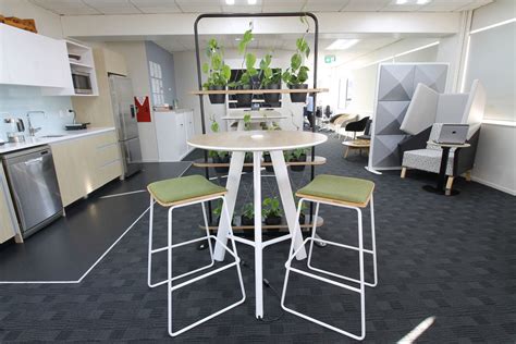 Mobile Plant Wall | SmartSpace Workspace Solutions