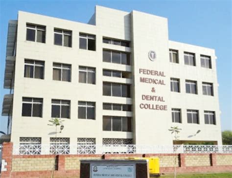 13 Best Medical Colleges in Islamabad & Rawalpindi: Admissions & Fee