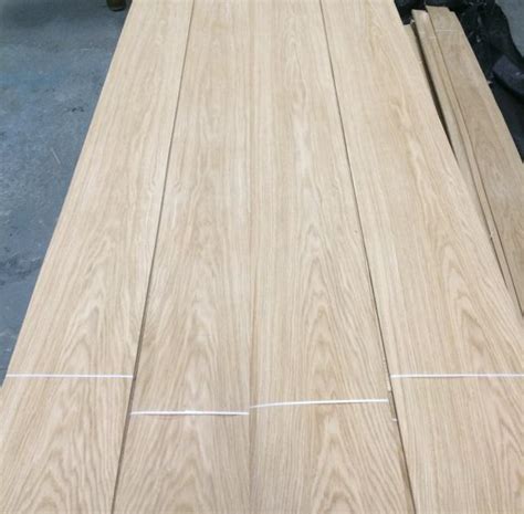 Дуб 0,6 мм 2000+ 1 сорт (тангенциальный и радиальный) - Шпон и ...