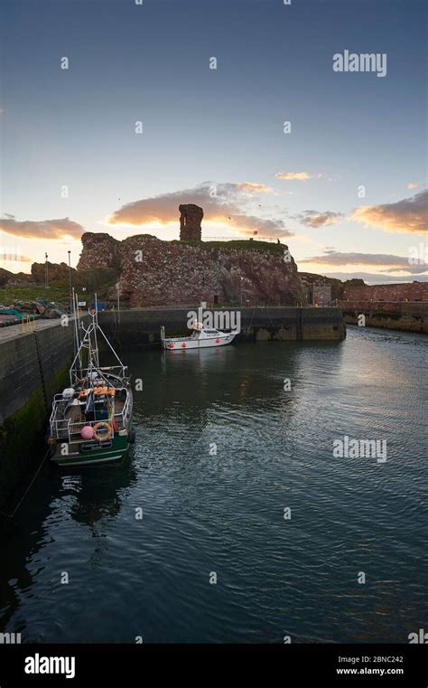 Dunbar Fischerboot Stockfotos Und Bilder Kaufen Alamy