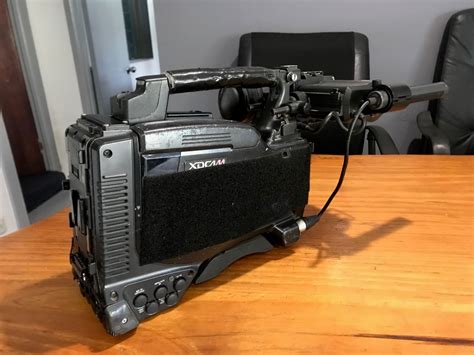 Ads Camcorders Sony Pdw F Xdcam Camcorder With B W Vf