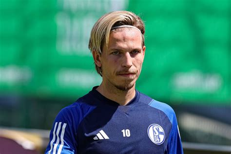 Offiziell Schalke 04 Verpflichtet Lino Tempelmann