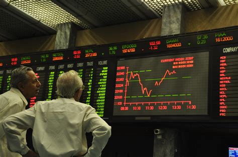 PSX Crosses 92 000 Mark For First Time Amid Rate Cut Hopes Pakistan