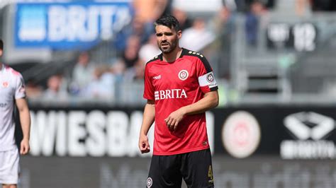 Jahn Regensburg Gegen Wehen Wiesbaden Jetzt Live Im Tv Und Stream Hier