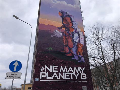 Kielce W Centrum Miasta Powsta Mural Antysmogowy Zdj Cia Wiadomo Ci