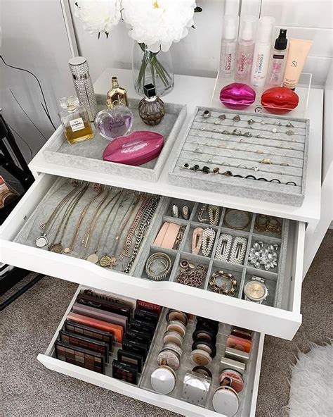 Vanity Table Organization Dressing Table Organisation Wardrobe