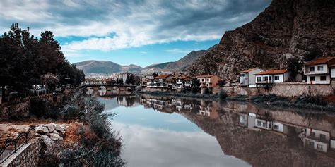 Amasya Gezilecek Yerler Boraboy G L Amasya Kral Mezarlar Kale