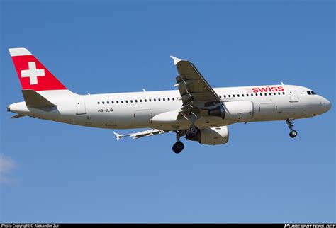 HB JLQ Swiss Airbus A320 214 Photo By Alexander Zur ID 1095418