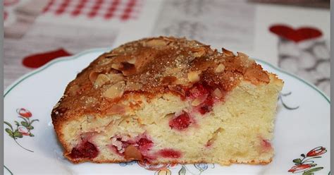 La Table Lorraine D Amelie Gateau Au Yaourt La Pomme R P E Et Framboises