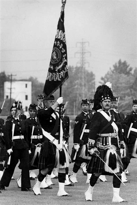 A Concise History Essex And Kent Scottish