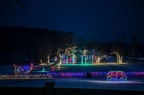 21 Drive-Through Christmas Lights Displays That Are Worth a Road Trip ...