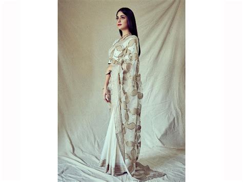 Swara Bhasker Kirti Kulhari And Other Divas In Sarees Boldsky