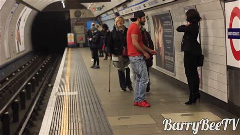 Kissing Girls In London Subway Social Experiment Uk Youtube