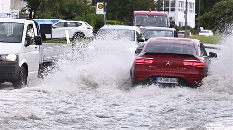 Unwetter und Gewitter ziehen am Mittwochabend über Südostbayern und