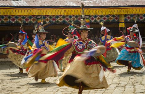 Bhutan, a celebration of traditional Himalayan culture – Lumaria Workshops