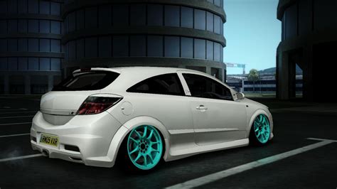 Autos Media: Vauxhall Astra VXR Stance