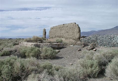 Ghost Town Explorer