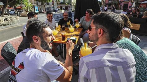 Valencia El Cabanyal Mira Menos Al Mar