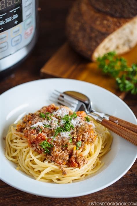 Pressure Cooker Spaghetti Bolognese • Just One Cookbook