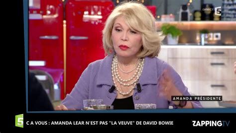 C à Vous David Bowie Mort Amanda Lear Rétablit La Vérité Sur Sa