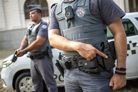 Sp Passa A Investir Em Armas N O Letais Para Policiais Ap S C Meras Nos