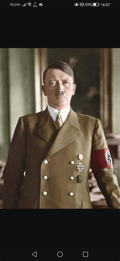 What are the 3 medals hitler is usually wearing? : r/Medals