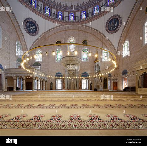 Yavuz Sultan Selim Camii Hi Res Stock Photography And Images Alamy