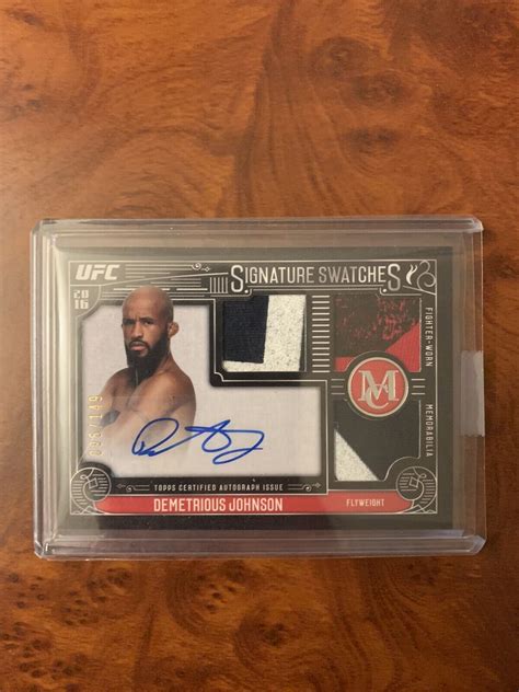 Topps Ufc Museum Collection Demetrious Johnson Auto Triple Patch