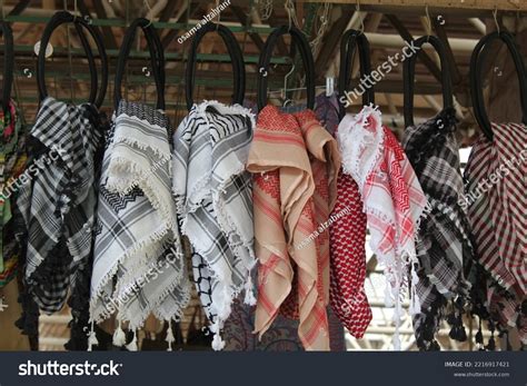 Saudi Sewing Images Stock Photos Vectors Shutterstock