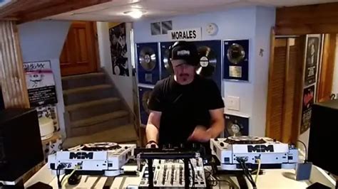 How To Livestream Your DJ Sets A Comprehensive Guide For DJs