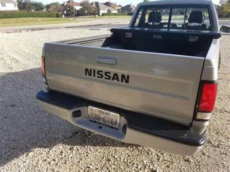 1982 Nissan Datsun 720 King Cab 4x4 66k Restored Classic Nissan