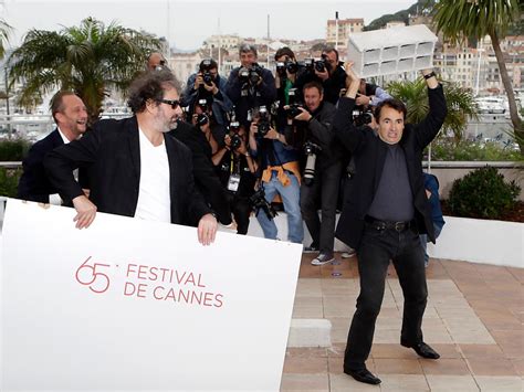 Le César Du Meilleur Film à Adieu Les Cons Dalbert Dupontel Swi