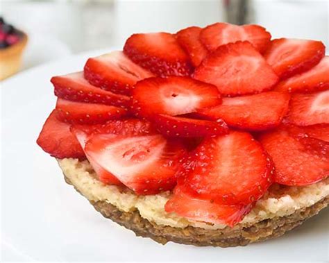 Tarte aux fraises vegan et sans cuisson - Le Sojami