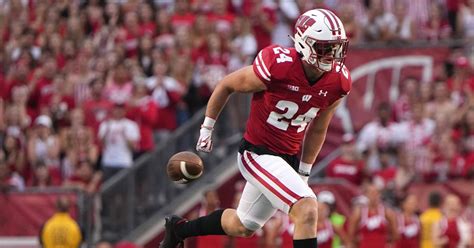 Wisconsin Badgers Depth Chart And Injury Report Versus Maryland