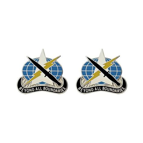 Us Army 743rd Military Intelligence Unit Crest Pair Sta Brite