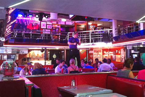 Ellens Stardust Diner Reopens In New York World Today News