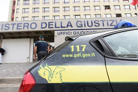 Velvet Media Milioni Di Debiti Si Indaga Sull Azienda Che Aveva